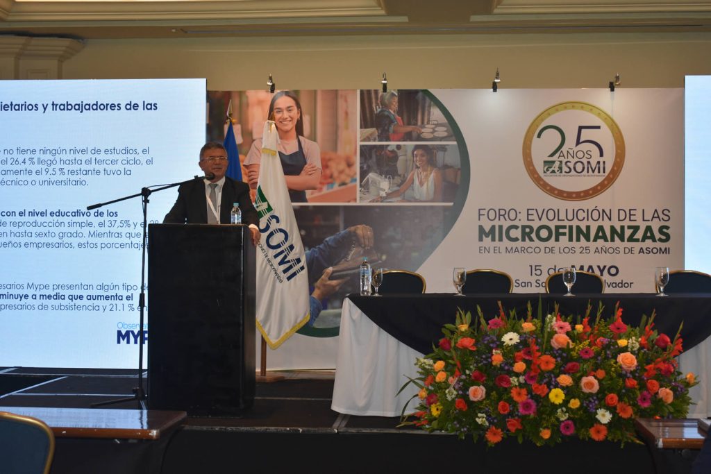 Galería de fotos de Foro: Evolución de las microfinanzas en el marco de ...
